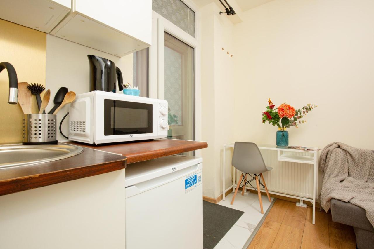 Micro Apartment Miaczynska By Noclegi Renters Varsóvia Exterior foto